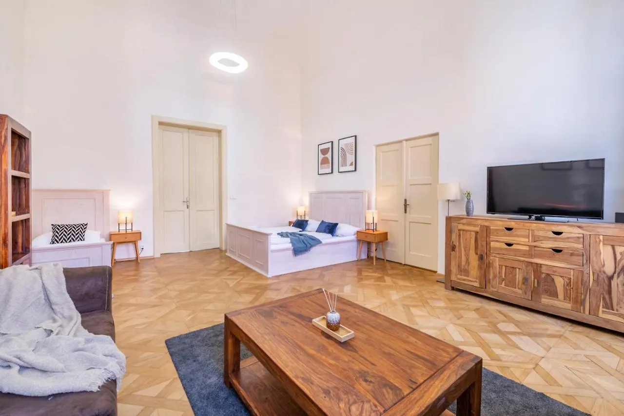 Apartahotel Celetná 12 - Old Town Apartments Praga