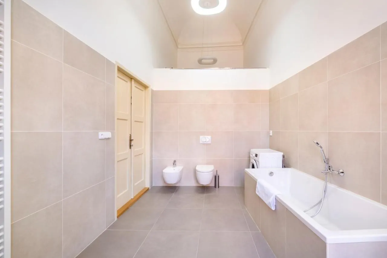 Celetná 12 - Old Town Apartments Praga Apartahotel