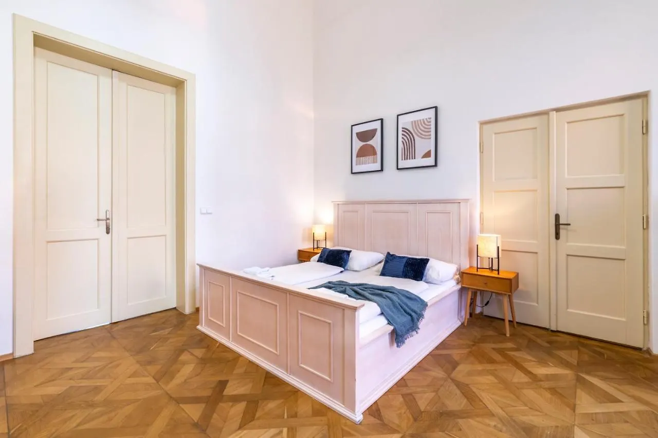 Celetna - Old Town Residence Prag Aparthotel